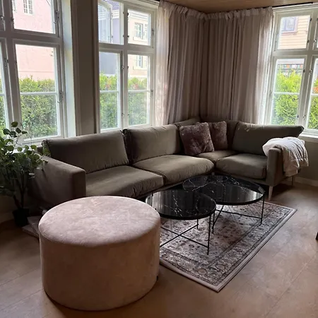 Flott Lelighet I Eiganes Appartement *
